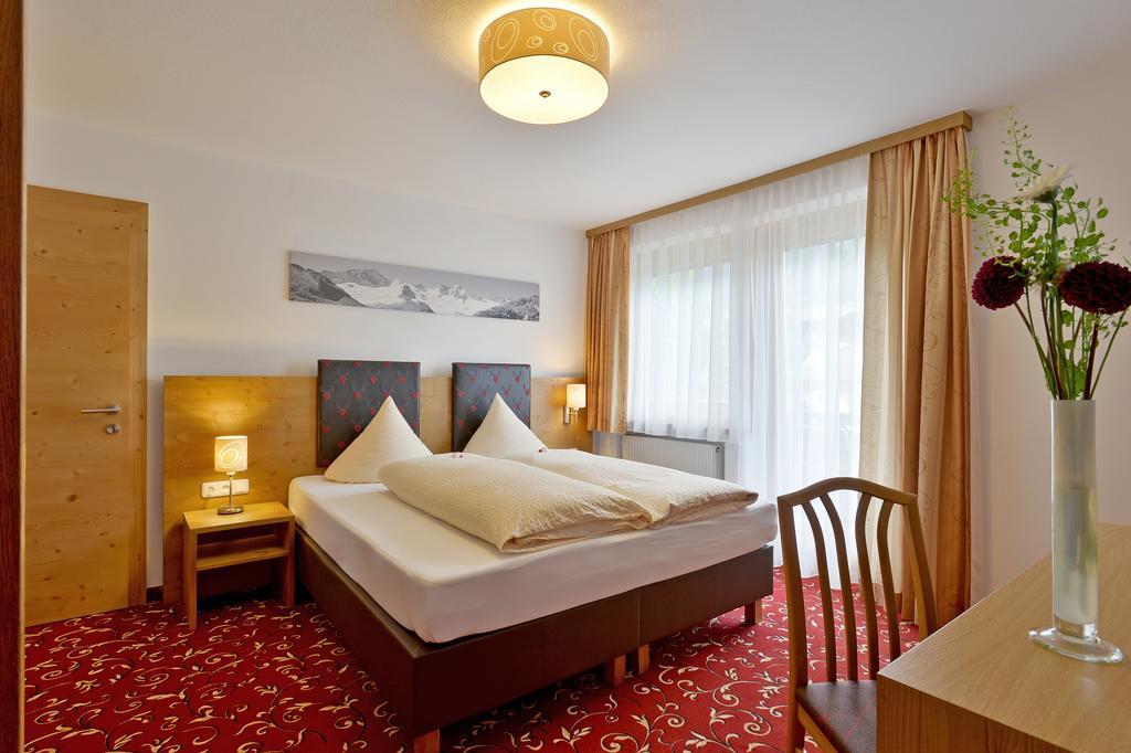 Gaestehaus Alpengruss Mayrhofen Rom bilde